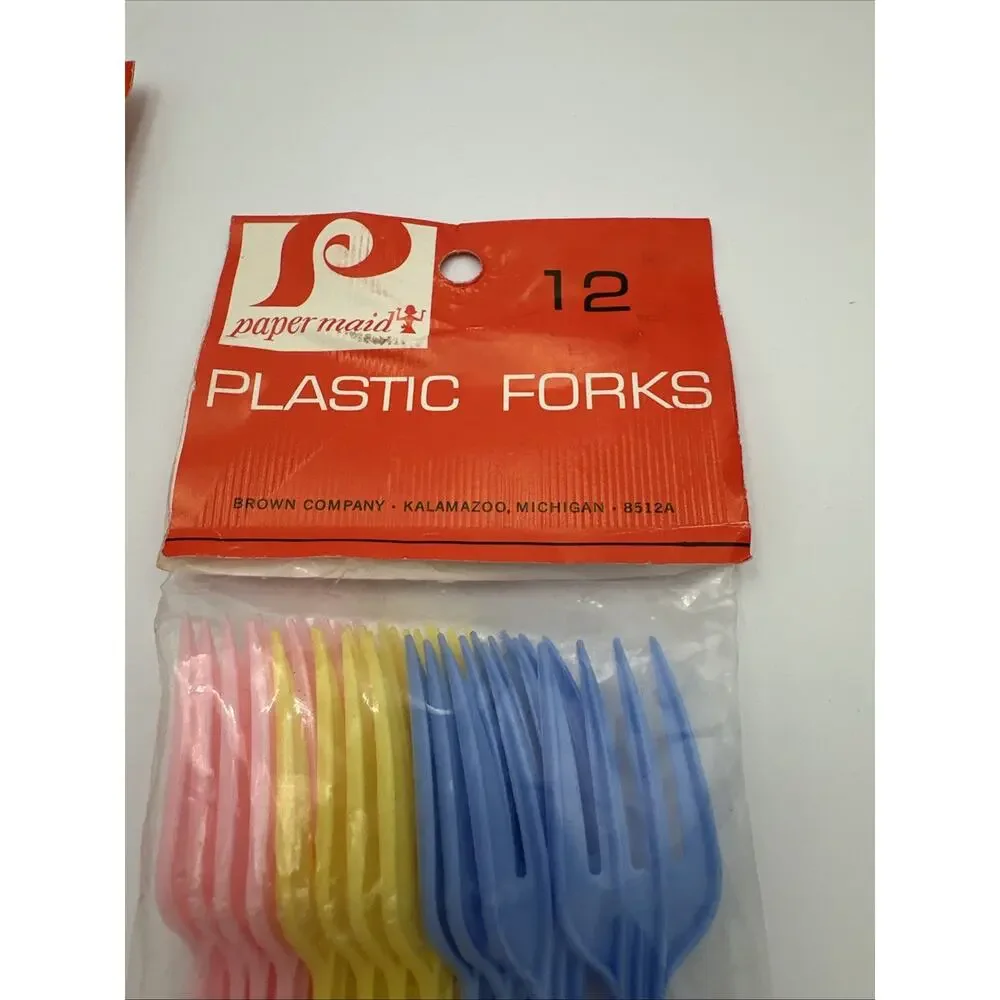 Vintage Mixed Lot Paper Maid Picnic Camping Plastic Spoons Forks Utensils